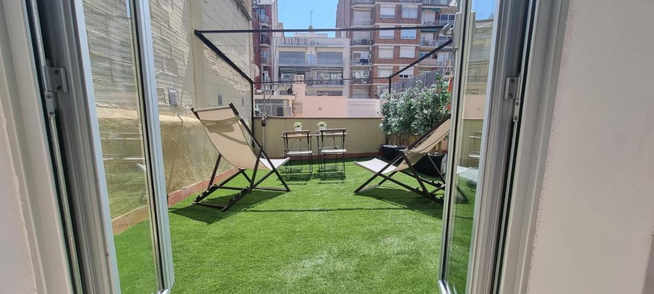 Atico Sagrada Familia Apartment บาร์เซโลนา ภายนอก รูปภาพ