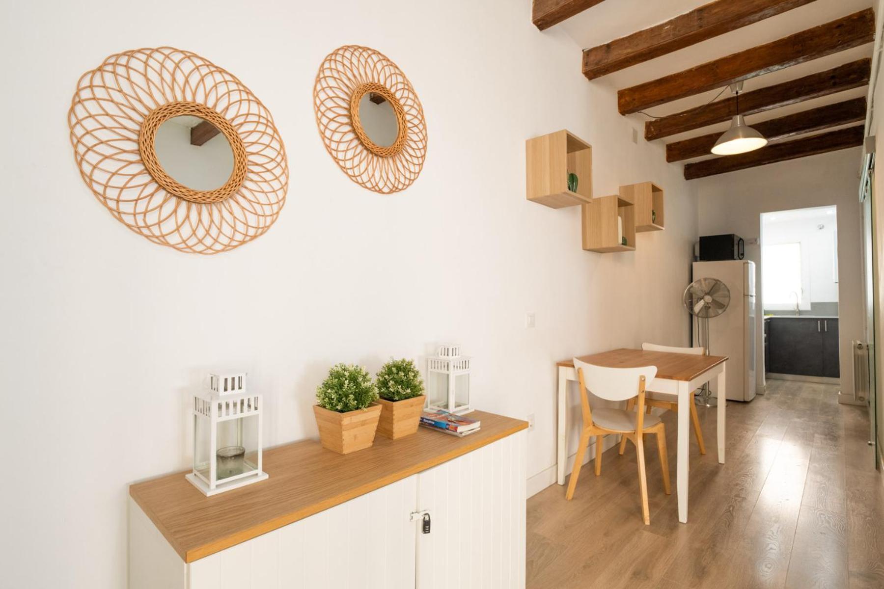 Atico Sagrada Familia Apartment บาร์เซโลนา ภายนอก รูปภาพ